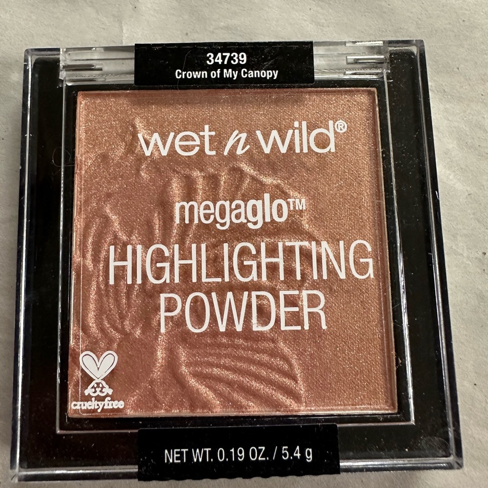 NEW Wet n Wild MegaGlo Highlighting Powder - Crown of My Canopy